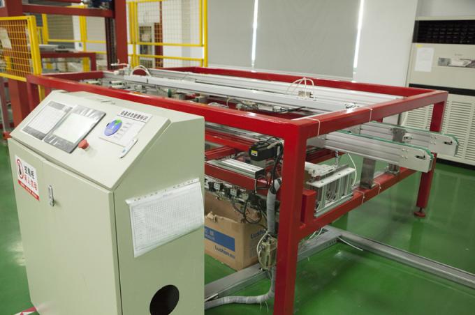 EVA automatique TPT équilibrant la chaîne de production de panneau solaire machine après procédé de stratification